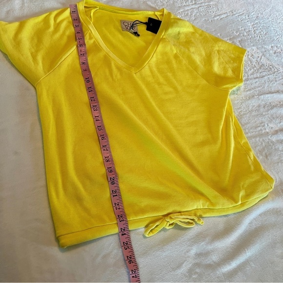 NEW Chaser Top size M Yellow Tie Waist Short Sleeve - Picture 6 of 6